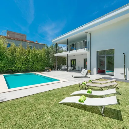 Voltor Holiday home *